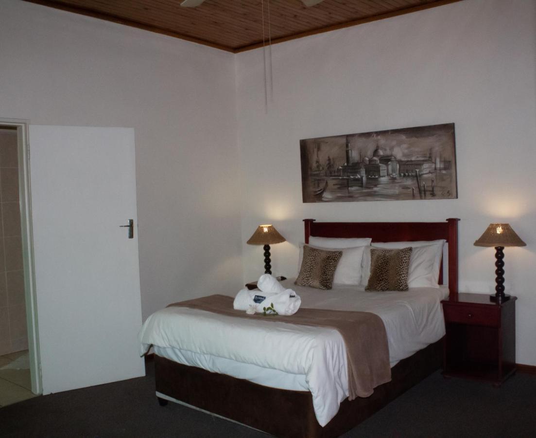 The Lakehouse Guest House Brakpan Vliegveld Exterior foto